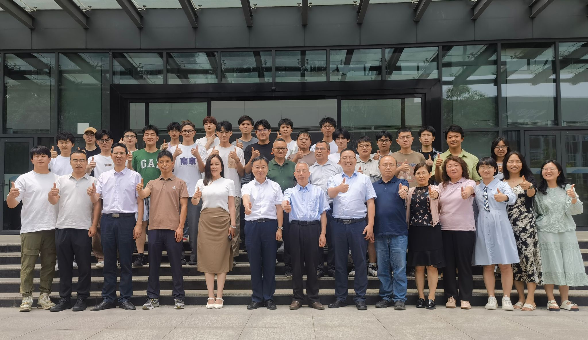 互诉心声聚共识，教学相长启新程——天游ty8线路1线路2检测中心召开2025届本科毕业生院长午餐会